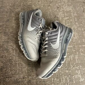 Nike AirMax 2017